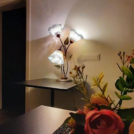 Double A Guest House Mestre Bagian luar foto