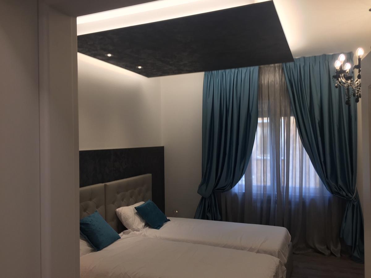 Double A Guest House Mestre Bagian luar foto