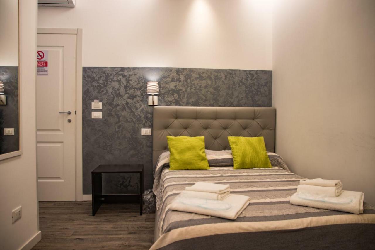 Double A Guest House Mestre Bagian luar foto