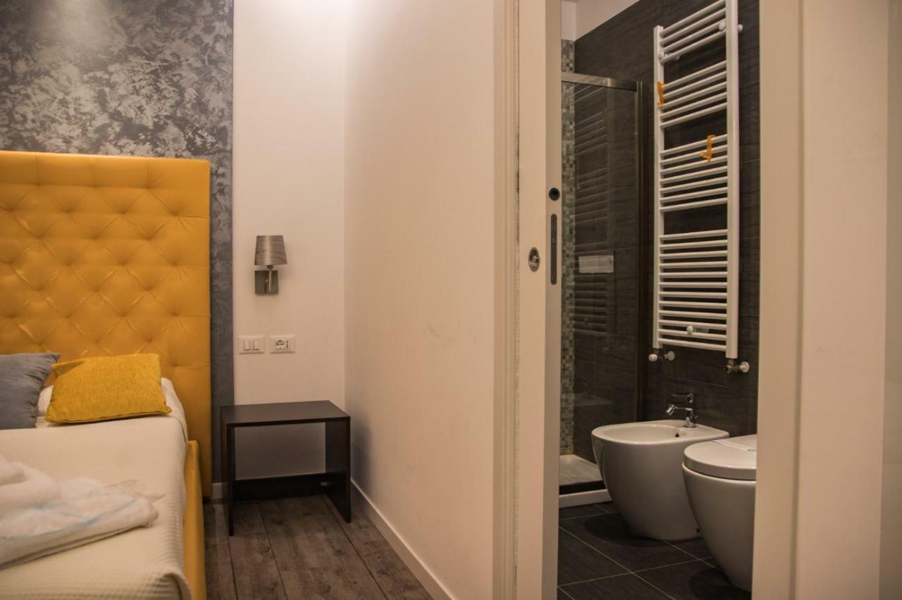 Double A Guest House Mestre Bagian luar foto
